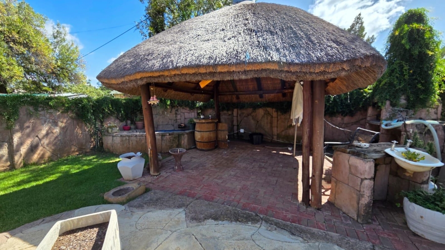 4 Bedroom Property for Sale in Fichardt Park Free State